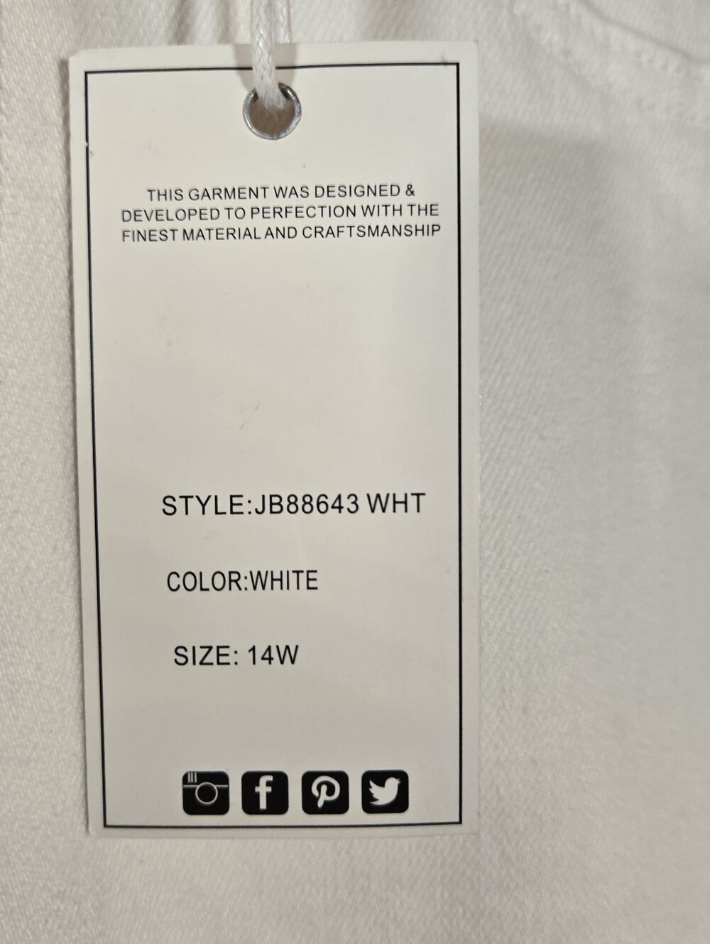 Judy Blue Jeans Womens 14W White Lila Split Hem Bootcut Denim Stretch NWT 32x31 - Picture 3 of 9